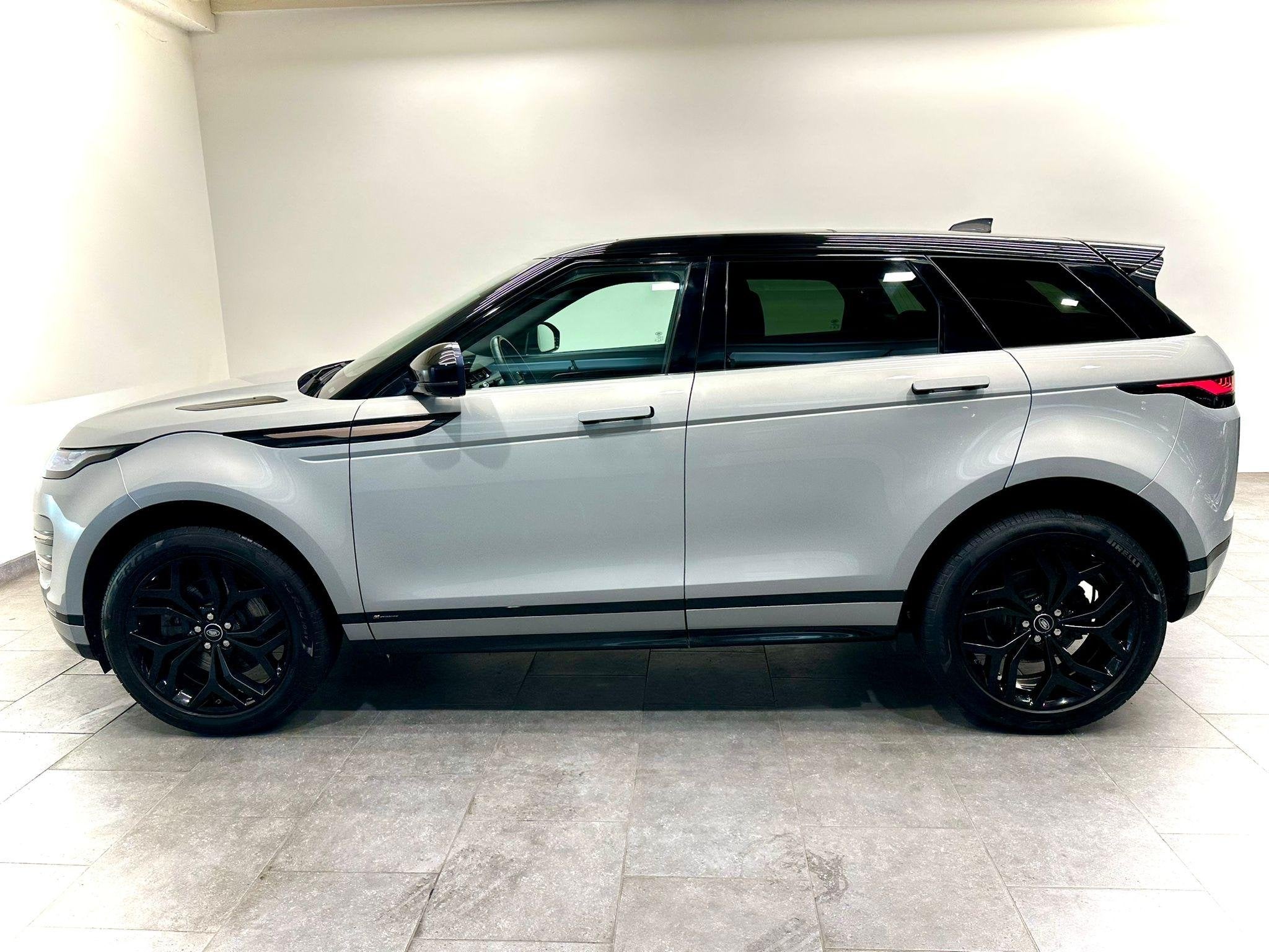 Land Rover Range Rover Evoque 2.0 P200 AWD R-Dynamic, Auto's, Gebruikt, 4 cilinders, Parkeersensor, Leder