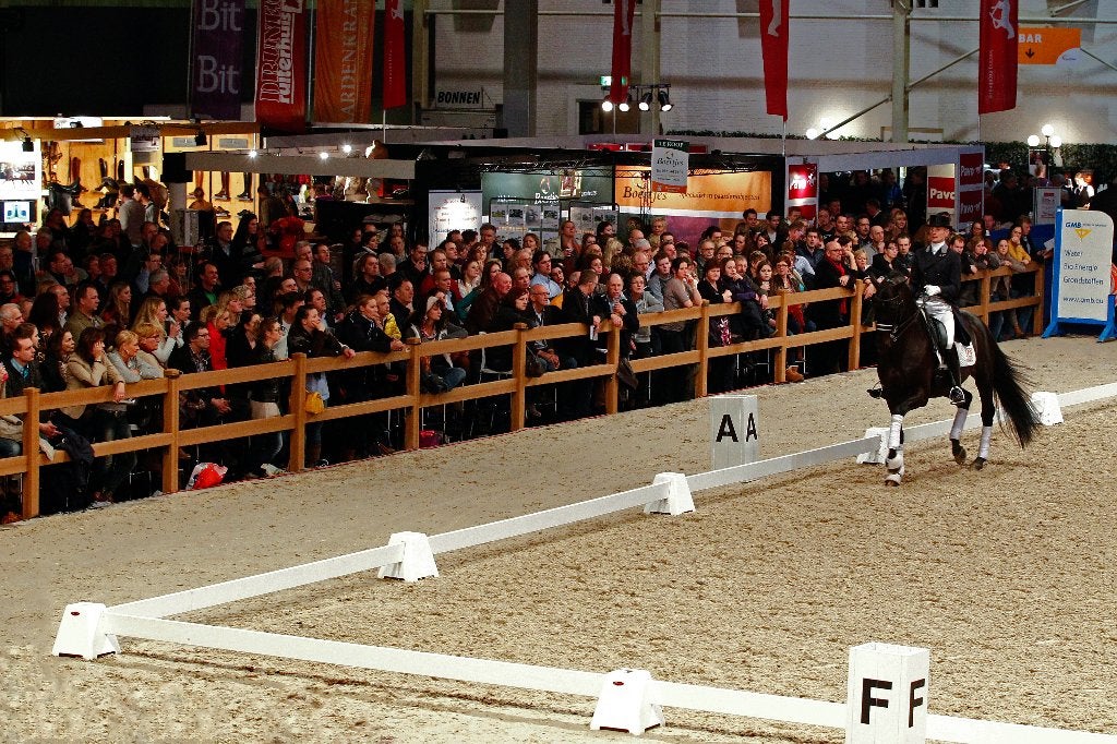 Dressuurpistes 20x60m uit verhuur. Outlet prijs, 30% korting, Ophalen of Verzenden, Nieuw, Dressuur