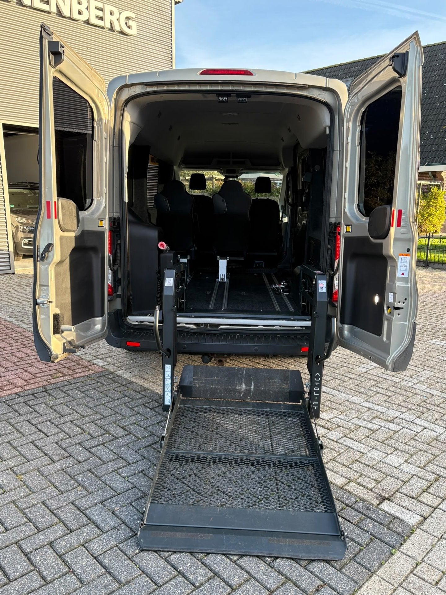 Ford Transit 310 2.0 TDCI L2H2 ROLSTOELBUS-4+1! Direct Lever, Auto's, Voorwielaandrijving, Dealer onderhouden, 1995 cc, 4 cilinders