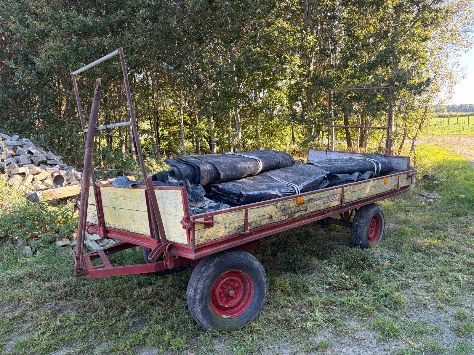Oude boerenkar - Opknapper, decoratie of landbouw, Ophalen, Akkerbouw, Transport