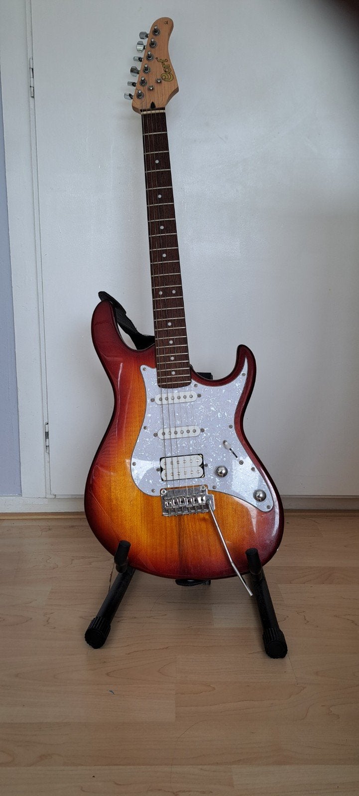 CORT G250 elektrische gitaar - Zo goed als nieuw, Ophalen of Verzenden