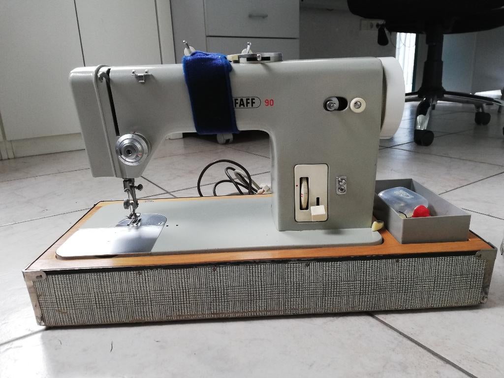 Pfaff naaimachine in koffer, Ophalen, Gebruikt, Naaimachine, Pfaff