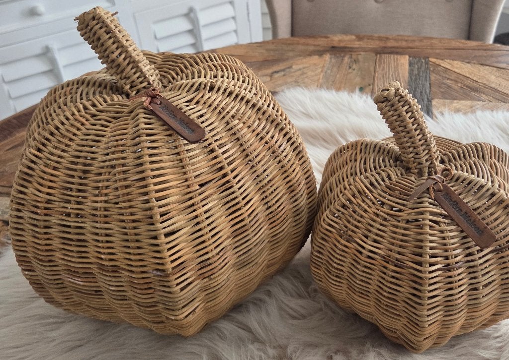Zgan   riviera maison   rattan pompoenen  2 stuks, Ophalen of Verzenden, Zo goed als nieuw