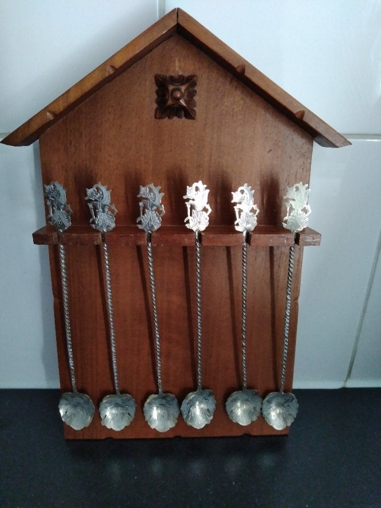 Rekje met 6 Djokja grote lepels, Ophalen of Verzenden