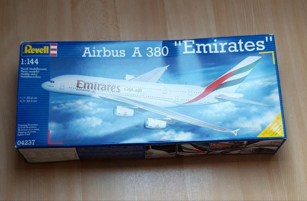 Revell Airbus A380 "Emirates" modelbouw vliegtuig 1:144, Ophalen, 1:72 tot 1:144, Revell, Nieuw