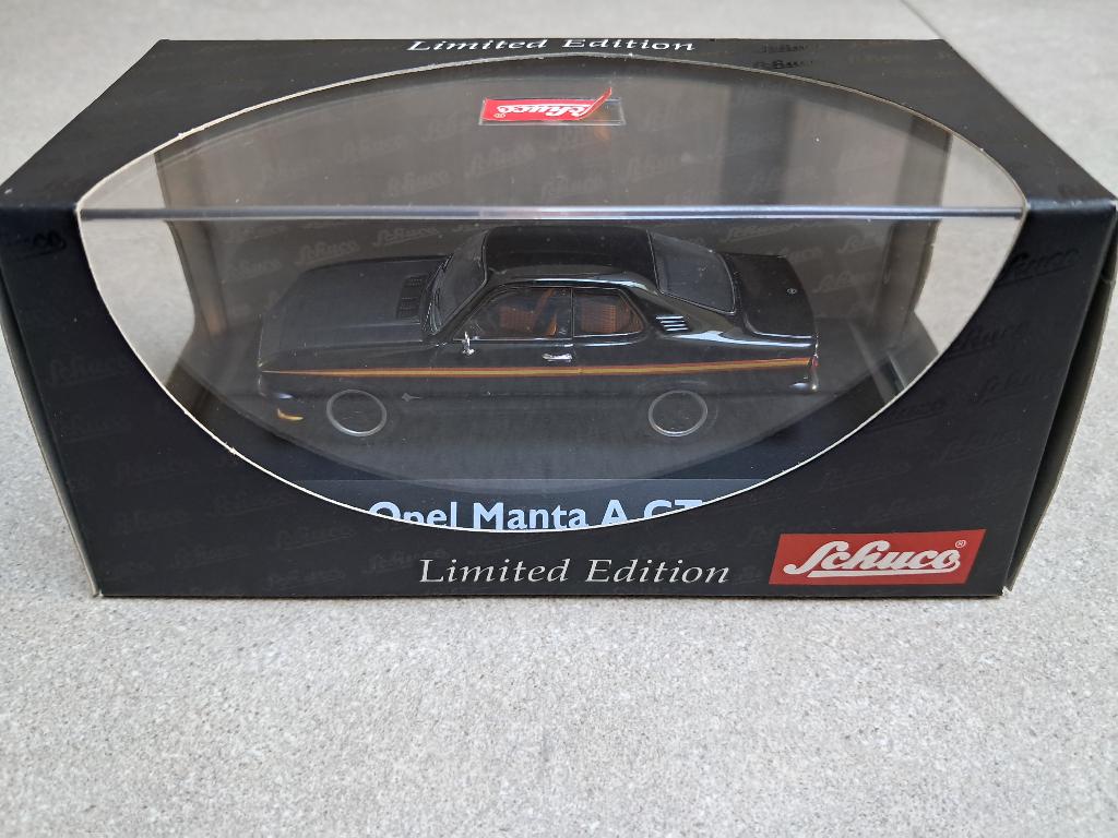 Miniatuur Opel Manta A Turbo, Hobby en Vrije tijd, Modelauto's | 1:43, Ophalen of Verzenden, Zo goed als nieuw, Auto, Schuco