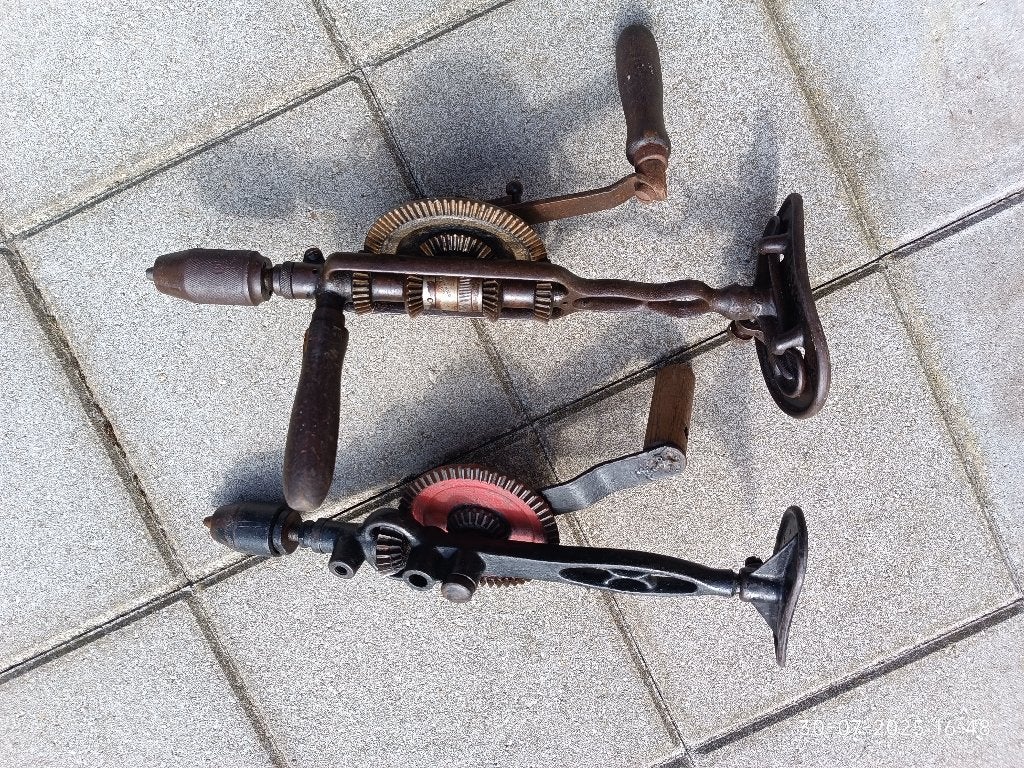 Antieke Handboren, Ophalen