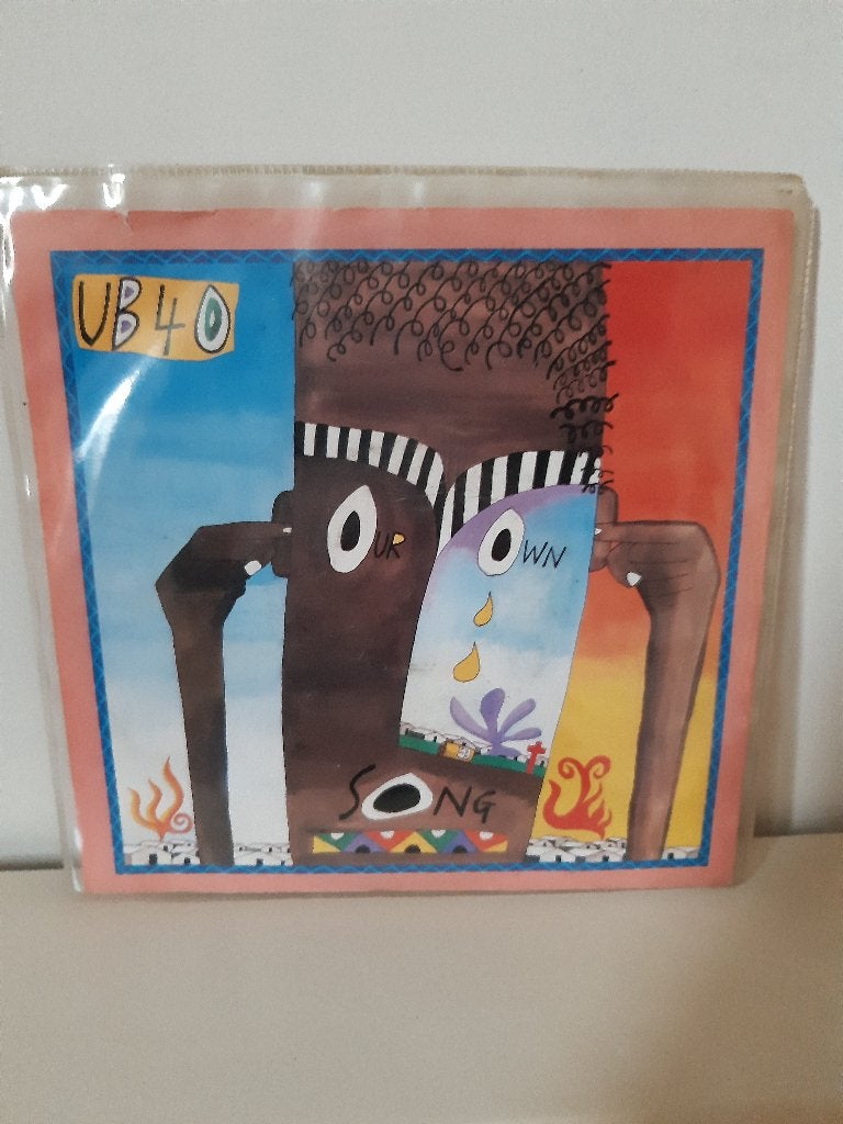 ub 40 - sing or own song   d, Gebruikt, 7 inch, Ophalen of Verzenden, Pop