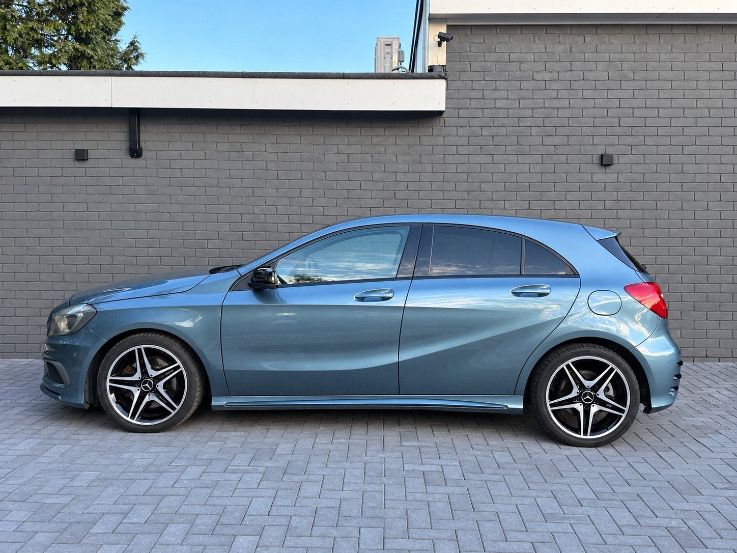 Mercedes-Benz A-klasse 250 Sport|Carplay | AMG |, Auto's, 1345 kg, Gebruikt, Euro 6, 4 cilinders