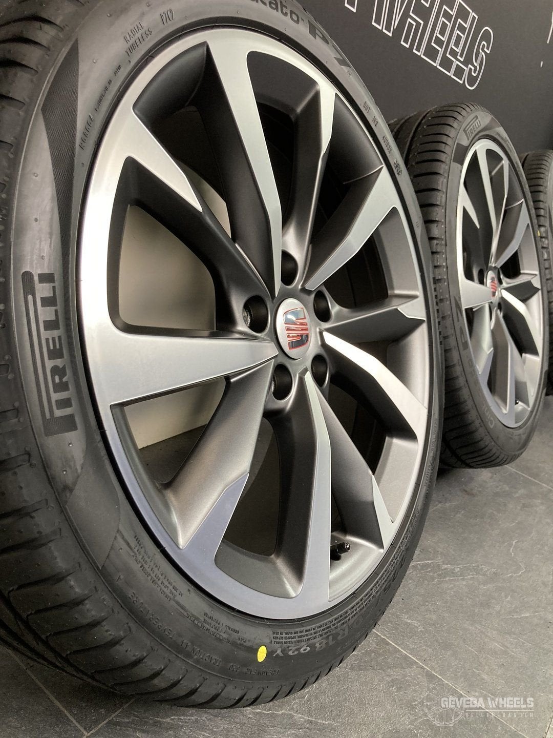 18” originele Seat Leon Cupra Leon velgen + banden 5x112 5FA, 18 inch, Gebruikt, -, -