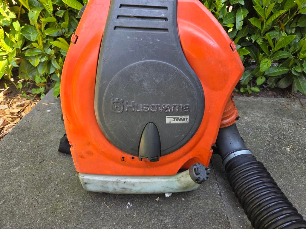 Husqvarna 356 BT Benzine Bladblazer - Krachtig & Ruggedragen, Benzine, Gebruikt, Ruggedragen, Ophalen of Verzenden