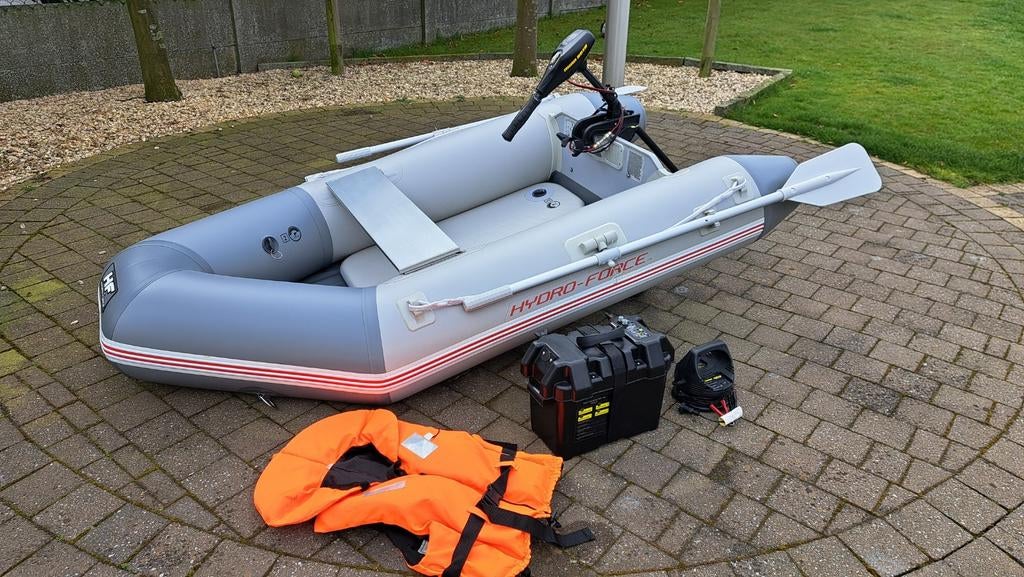 Rubberboot 2m40 met minn kota mendura C2 34lbs 12v
motor en, Watersport en Boten, Ophalen of Verzenden, Zo goed als nieuw