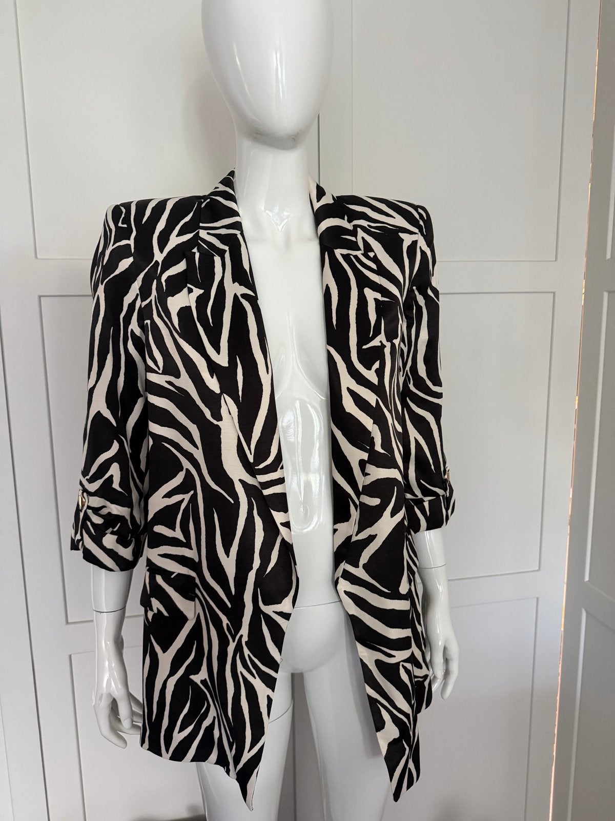 Nieuwe Zara Zwart-Witte Zebraprint Blazer Maat M, Kleding | Dames, Maat 38/40 (M), Verzenden, Zwart, Nieuw