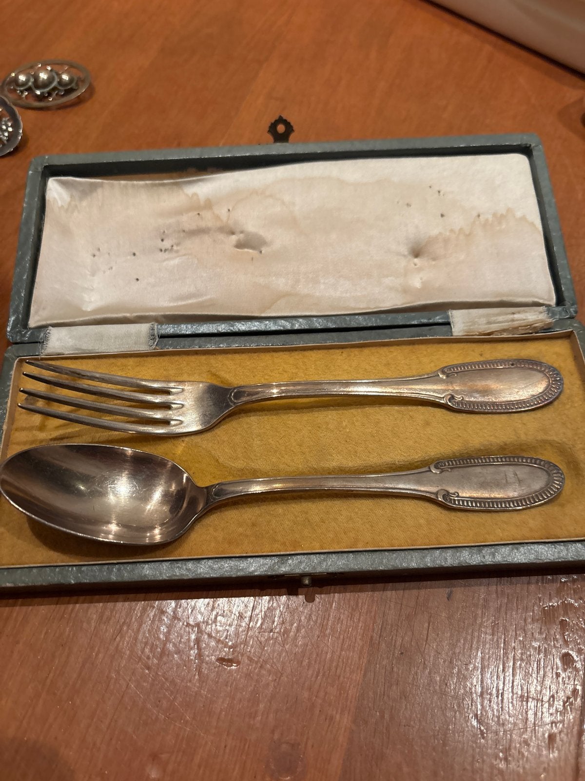 Antiek verzilverd kinderbestek in originele doos, Antiek en Kunst, Ophalen of Verzenden