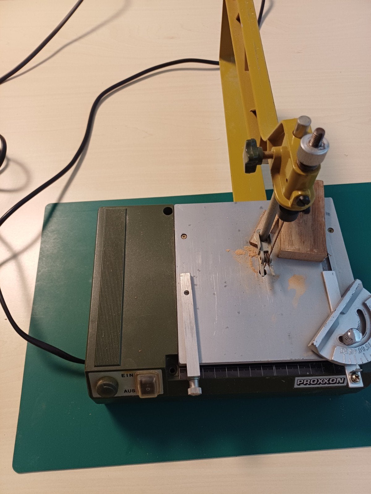 proxxon figuurzaag machine, Ophalen of Verzenden, Groter dan 1:32