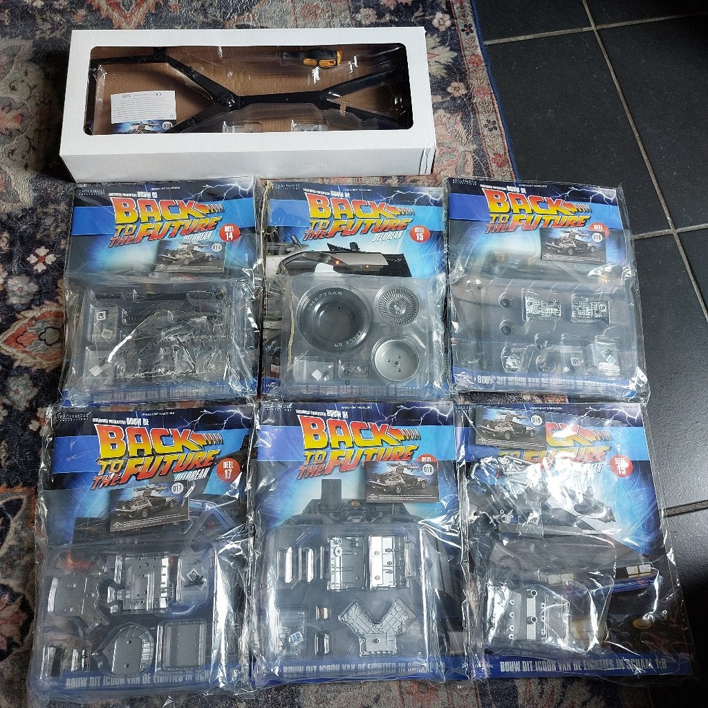 Back to the Future DeLorean modelbouwset 1:8, Overige typen, Nieuw, Ophalen of Verzenden, Ongeopend/sealed