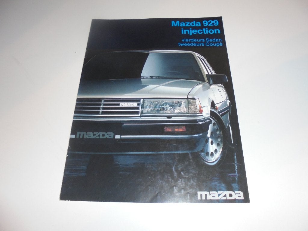 brochure Mazda 929 Injection Sedan en Coupé  1985, Ophalen of Verzenden, Gelezen, Mazda