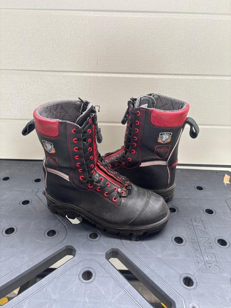 Brandweerlaarzen Volkl Maat 45-46, Kleding | Heren, Schoenen, Ophalen of Verzenden, Gedragen