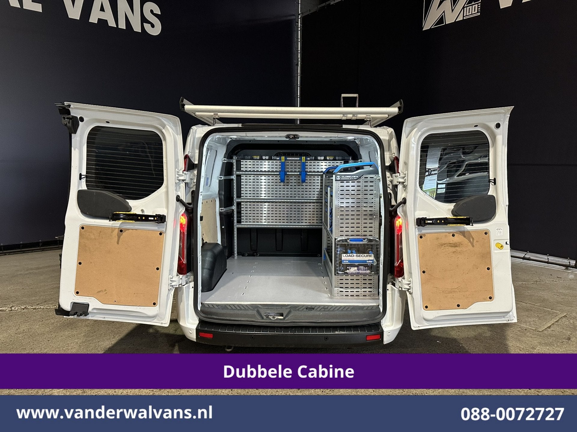 Ford Transit Custom 2.0 TDCI 130pk L2H1 Dubbele Cabine Inric, Auto's, Bestelauto's, Voorwielaandrijving, Dealer onderhouden, 4 cilinders