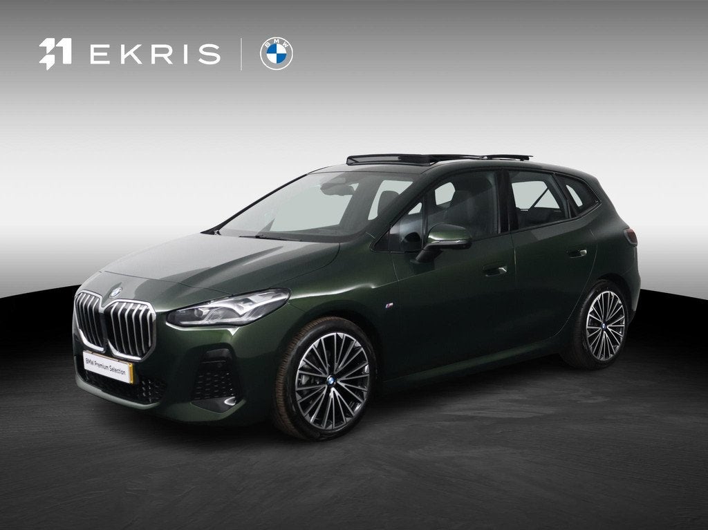 BMW 2 Serie Active Tourer 220i M Sportpakket | Harman-Kardon, Auto's, BMW, Stoelverwarming, Stof, Gebruikt, Met garantie (alle)
