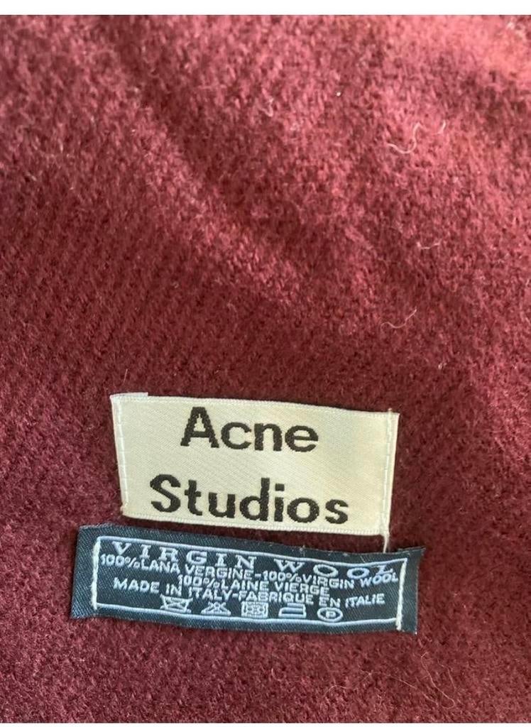Acne Studios Virgin Wool Sjaal - Bordeauxrood, Kleding | Dames, Ophalen of Verzenden, Zo goed als nieuw, Sjaal