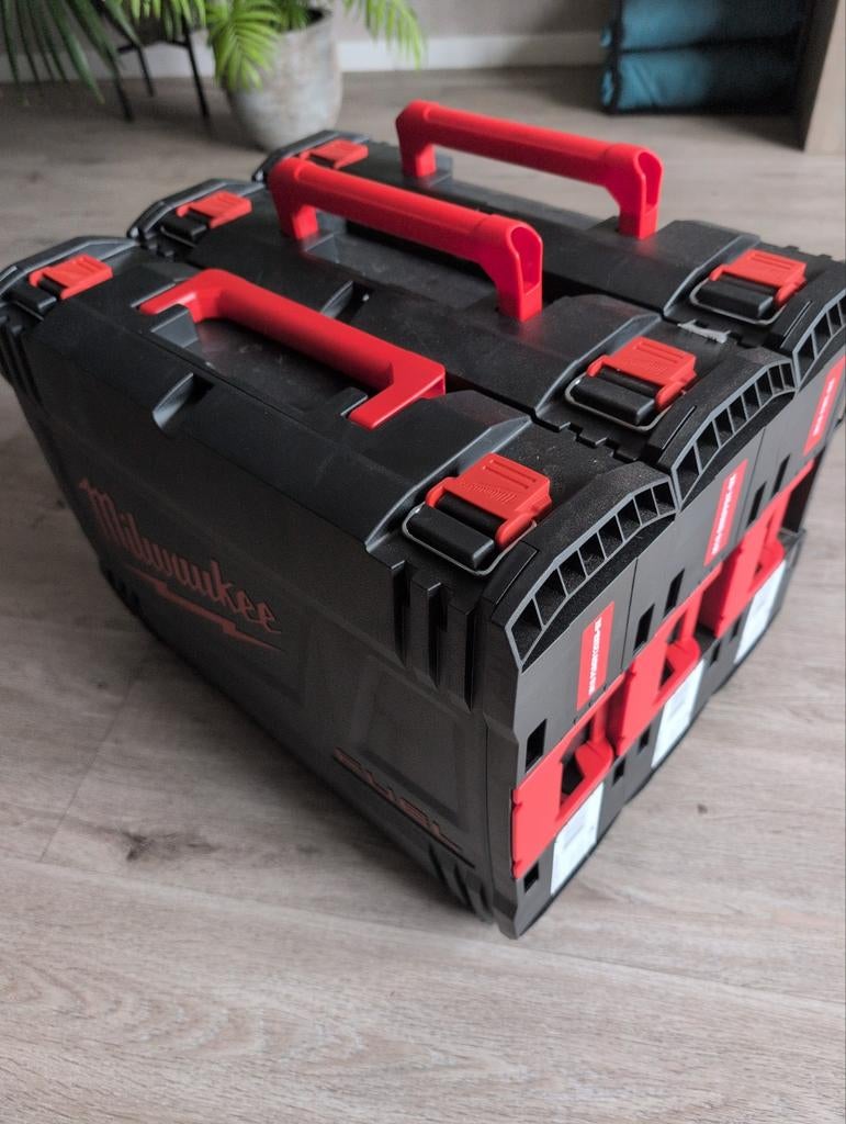 3 keer Milwaukee m18 koffer, Ophalen