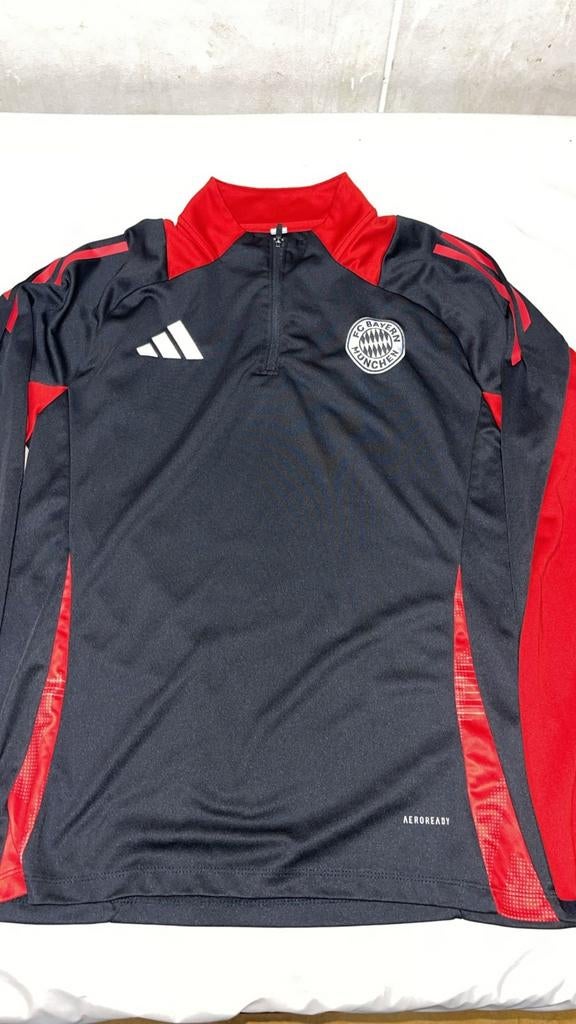 Adidas FC Bayern München Trainingspak - Zwart/Rood, Maat 48/50 (M), Zwart, Ophalen of Verzenden, Zo goed als nieuw