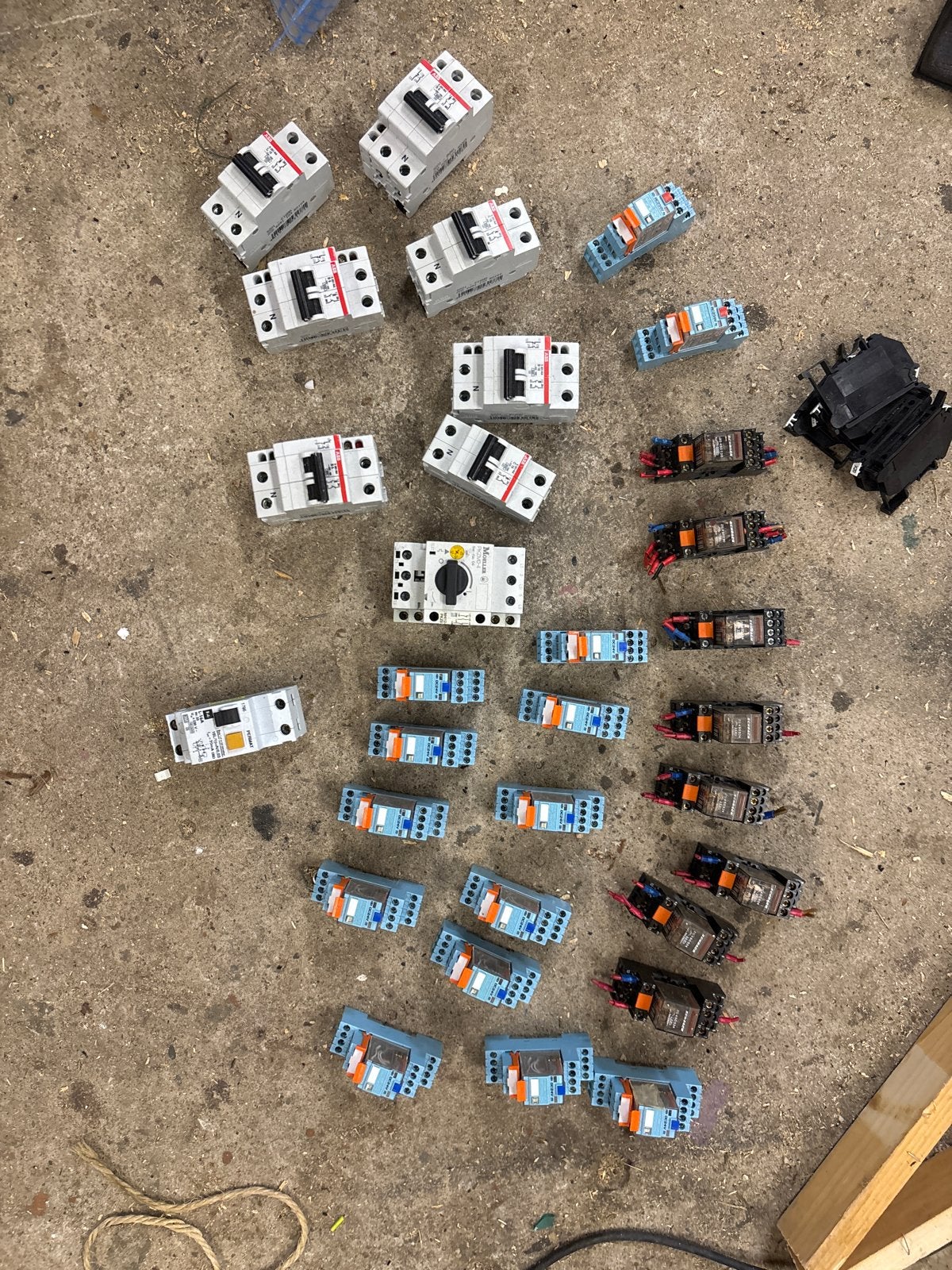 Diverse elektrische componenten: automaten, relais, schakela, Ophalen of Verzenden, Gebruikt, ABB, Installatieautomaat