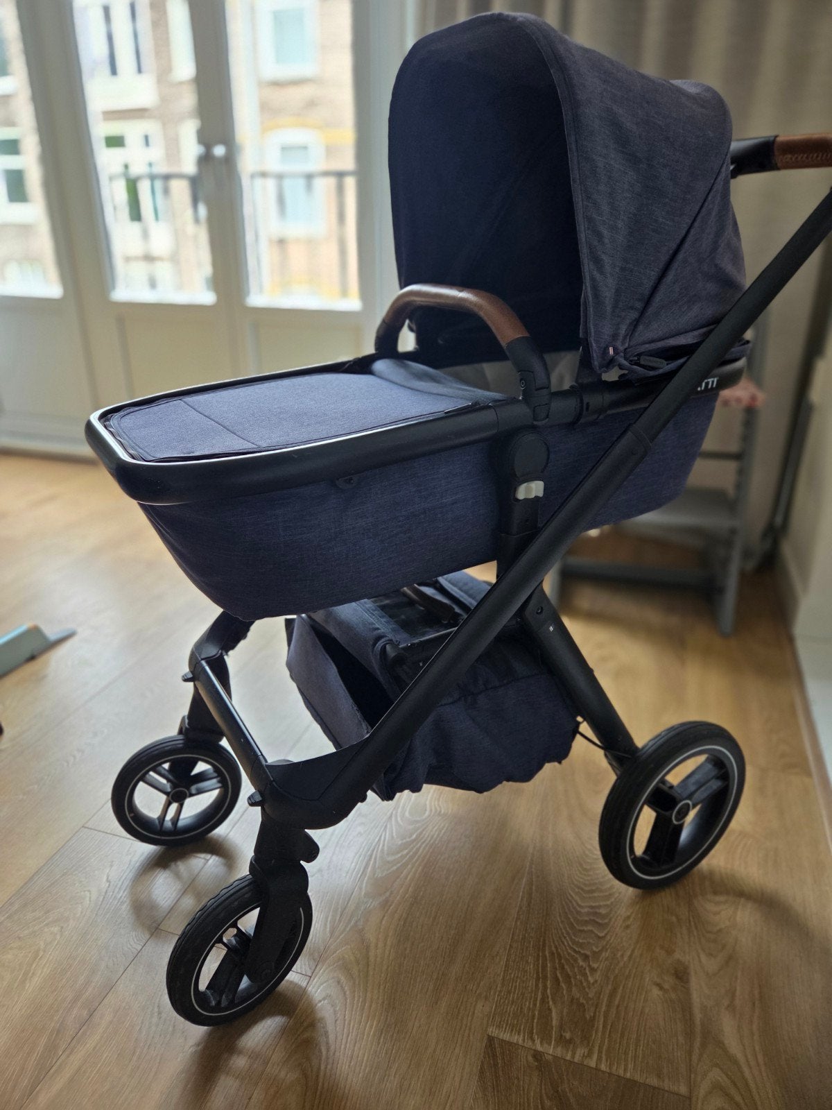 Dubatti kinderwagen met voetenzak - Amsterdam Oud-Zuid, Ophalen, Gebruikt, Kinderwagen, Overige merken