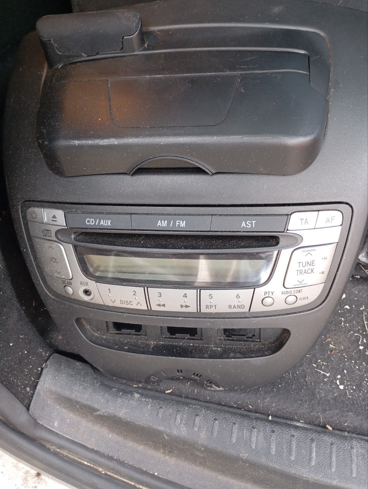 Auto radio CD/AUX AM/FM speler, Ophalen of Verzenden, Gebruikt