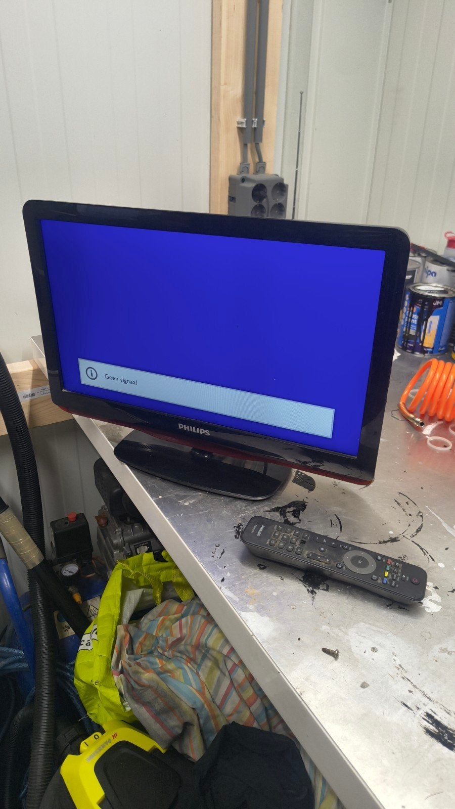 Philips 19 inch mini TV met afstandsbediening, Philips, Gebruikt, 50 Hz, Ophalen of Verzenden