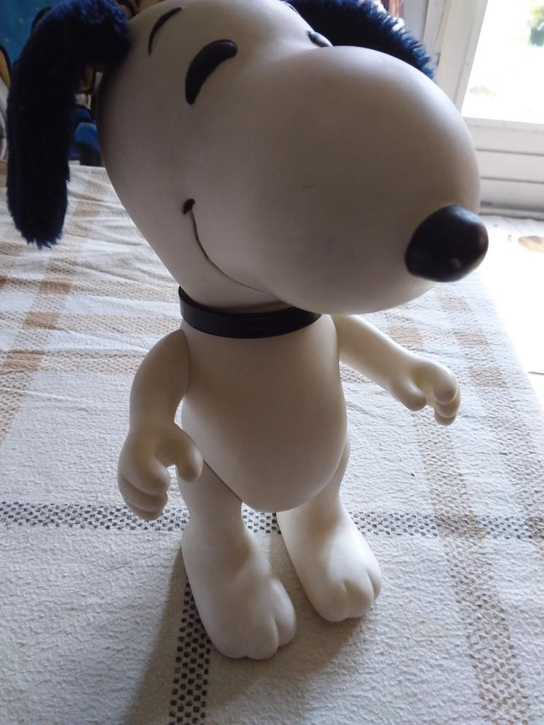 Vintage Snoopy 1958 pvc pop United Feature 30 cm hoog retro, Ophalen of Verzenden, Snoopy, Zo goed als nieuw, Beeldje of Figuurtje