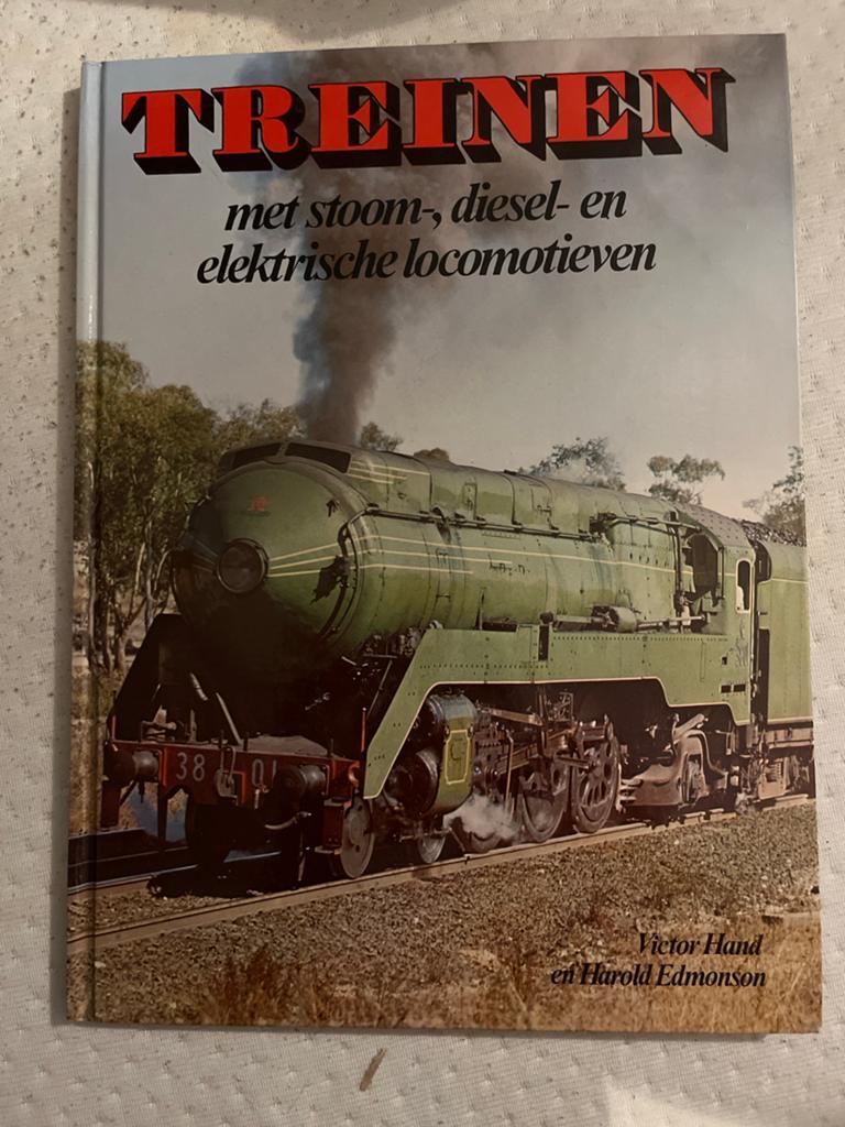 Treinen: Stoom, Diesel en Elektrische Locomotieven, Ophalen of Verzenden, Gelezen, Trein