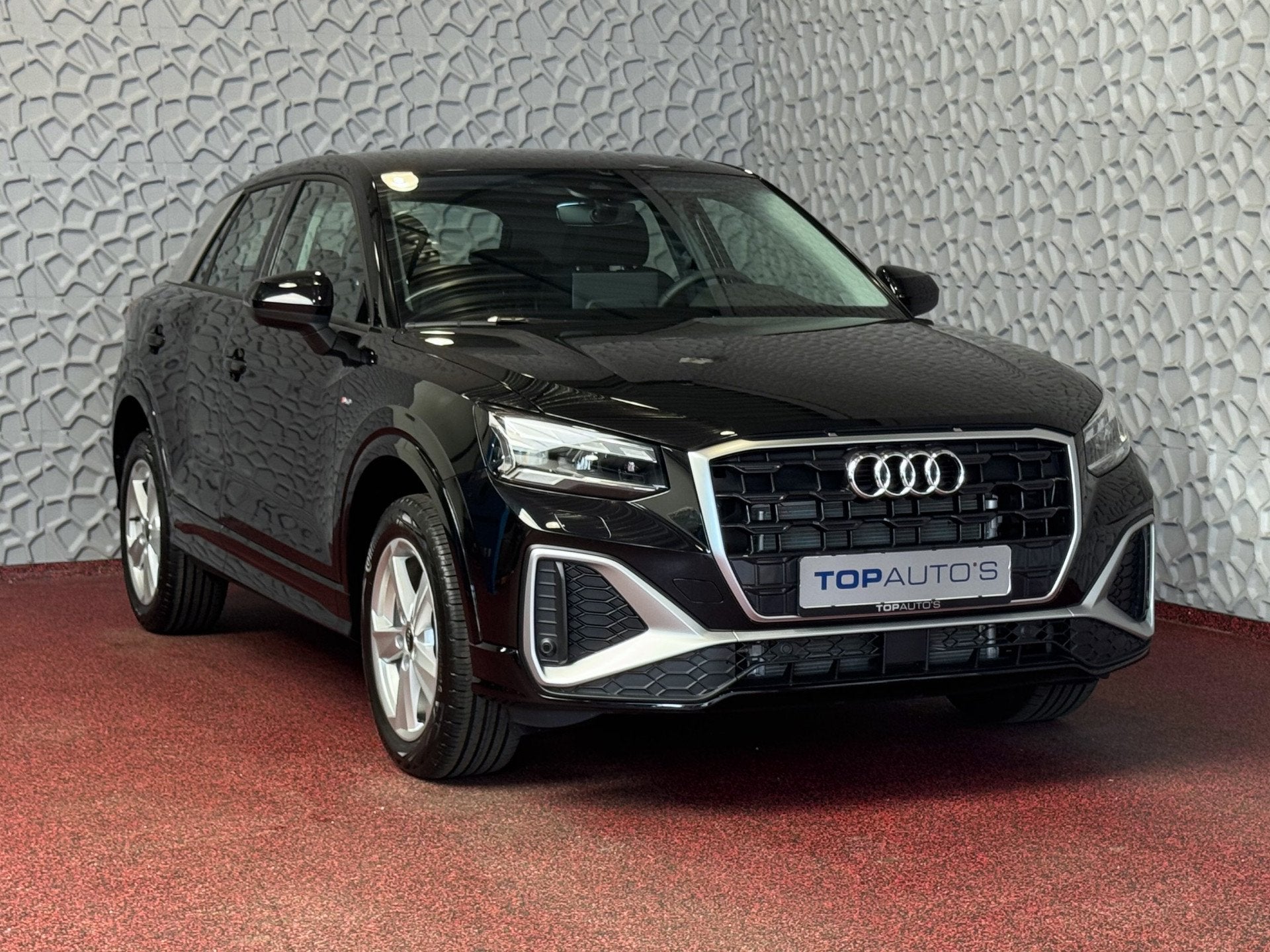 Audi Q2 35 TFSI 1.5 S-LINE  NIEUW MODEL 150PK VIR.COCK, 12 maanden, Stof, 4 cilinders, Zwart