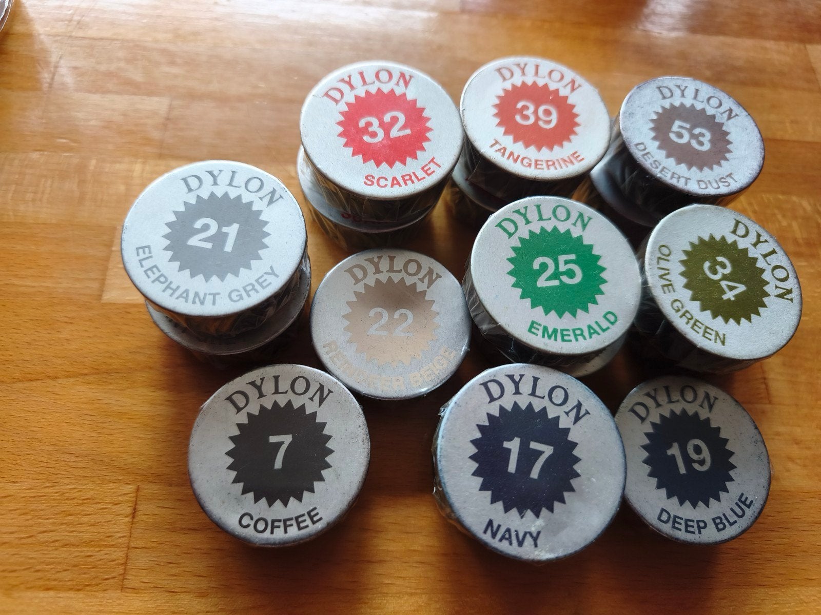 vintage dylon textielverf blikjes (in folie), Hobby en Vrije tijd, Ophalen of Verzenden, Nieuw, Groter dan 1:32