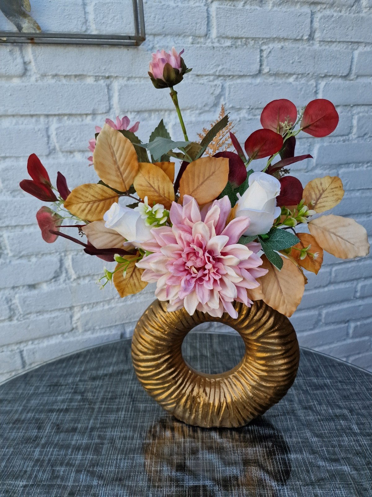 Vaas met kunstbloemen, Huis en Inrichting, Ophalen, Overige materialen, Inclusief decoratie, Zo goed als nieuw
