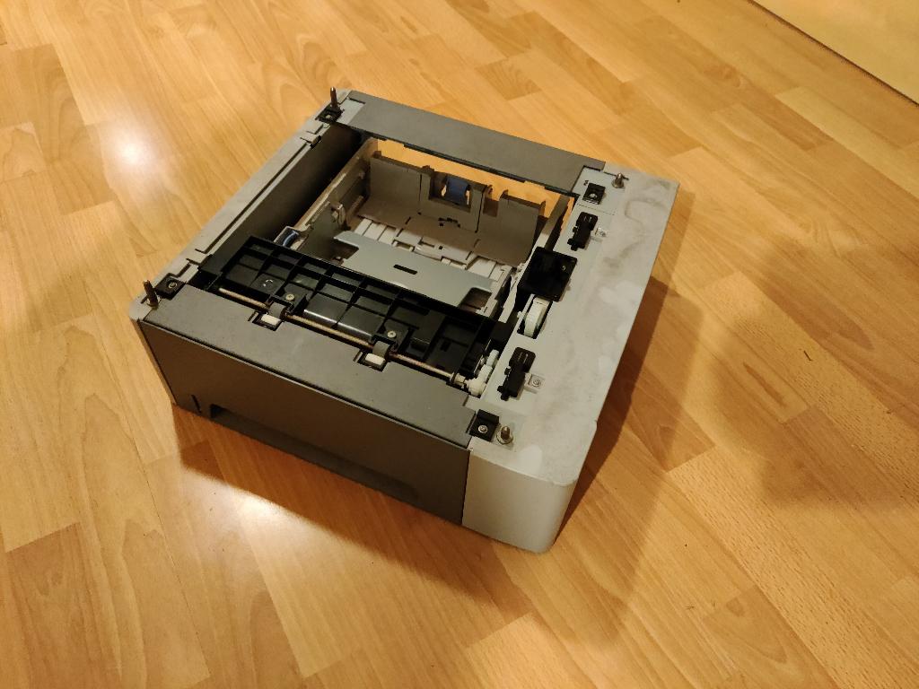 HP Q5963A Papierlade voor 2420-2430-series, 500 vel | 7-5, Computers en Software, Printers, Ophalen of Verzenden, Gebruikt