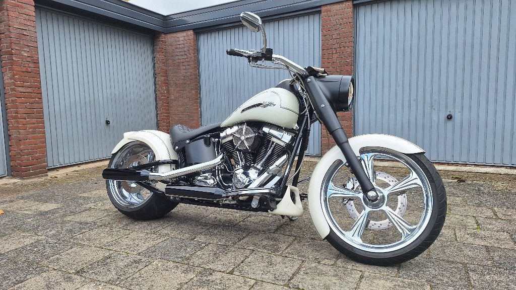 Harley-Davidson FLSTF Fat Boy Custom, 2 cilinders, Occasion, Chopper, Particulier