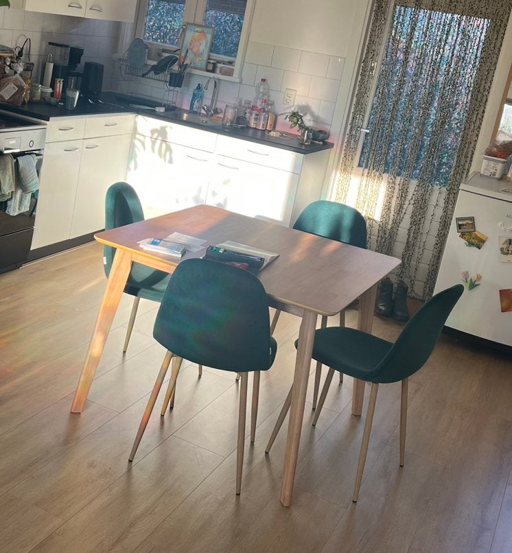 Sklum 4x groene stoelen & vierkante eettafel 100cm houtlook, Ophalen, Zo goed als nieuw, Boho minimalistisch, 4 tot 6 stoelen