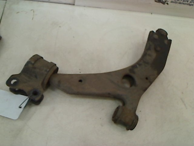Draagarm Rechts Voor Volvo V50 (MW) (2010-01/2012-12), Gebruikt, Siegburger Straße 229, Köln 50679, , Duitsland, Info@volvocars.com