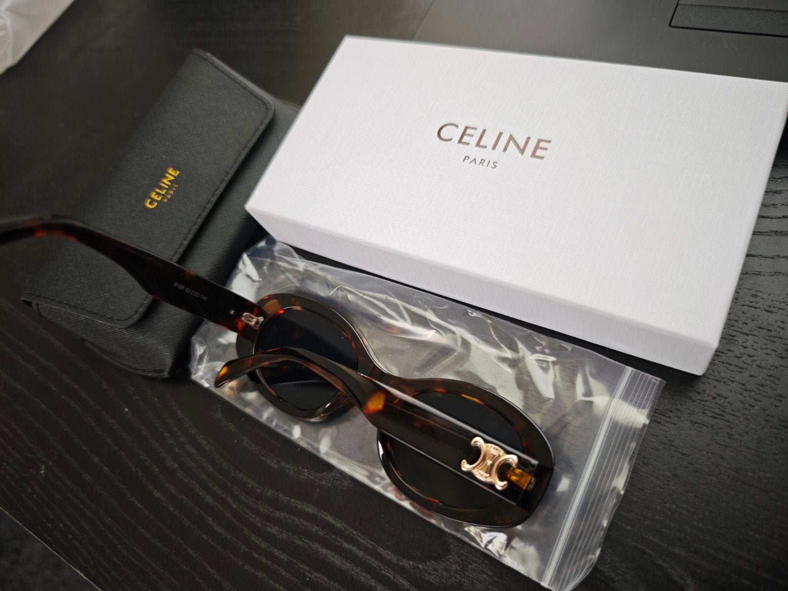 Celine zonnebril triumph, Ophalen of Verzenden, Nieuw, Zonnebril