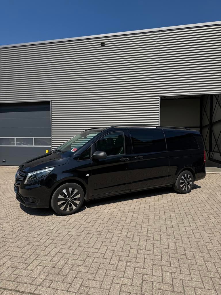 Mercedes-Benz Vito Tourer 124CDI XL 240pk 9G-TRONIC Plus, Auto's, Mercedes-Benz, Achterwielaandrijving, 2000 kg, Zwart, Leder