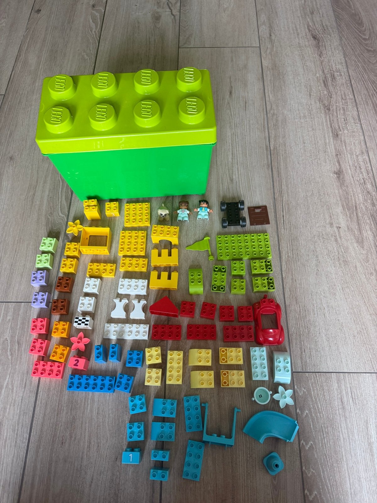 LEGO Duplo set 10914 met opberdoos, Kinderen en Baby's, Speelgoed | Duplo en Lego, Ophalen, Inclusief minifiguren, Gebruikt, Duplo