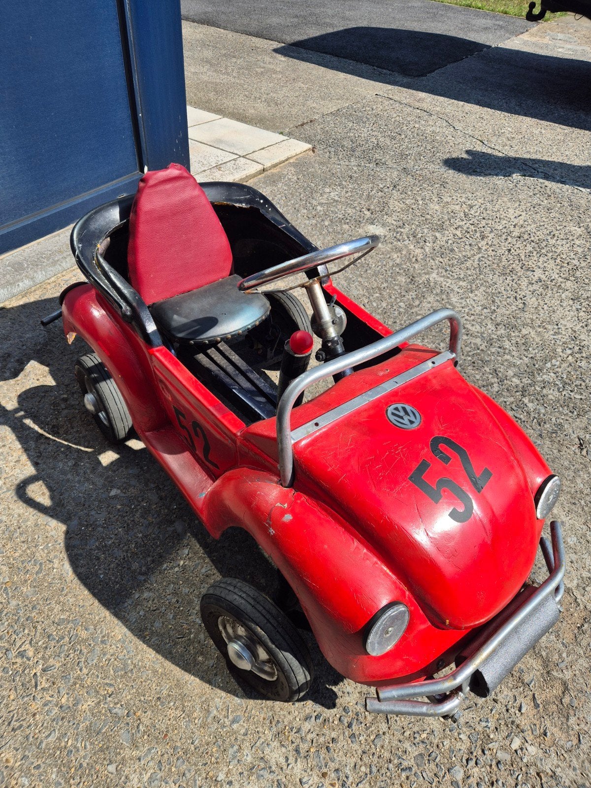 Vw Kever trapauto van aan de Zeedijk, Ophalen