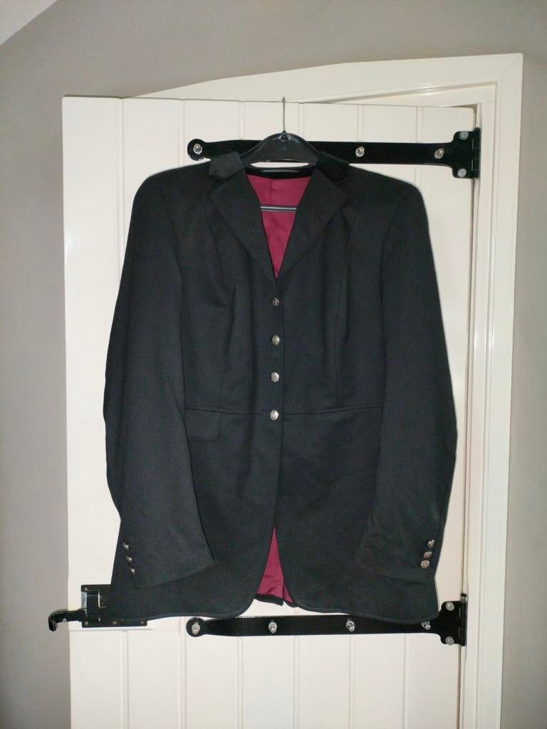 Dressuurjas cavallo dames lengtemaat 46, Dieren en Toebehoren, Paardrijkleding, Dressuur, Ophalen of Verzenden, Zo goed als nieuw