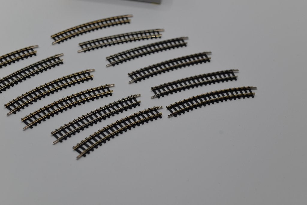 12X Minitrix 14927 N-spoor bochtjes, Hobby en Vrije tijd, Modeltreinen | N-Spoor, -, Gelijkstroom of Wisselstroom, Rails, Ophalen of Verzenden