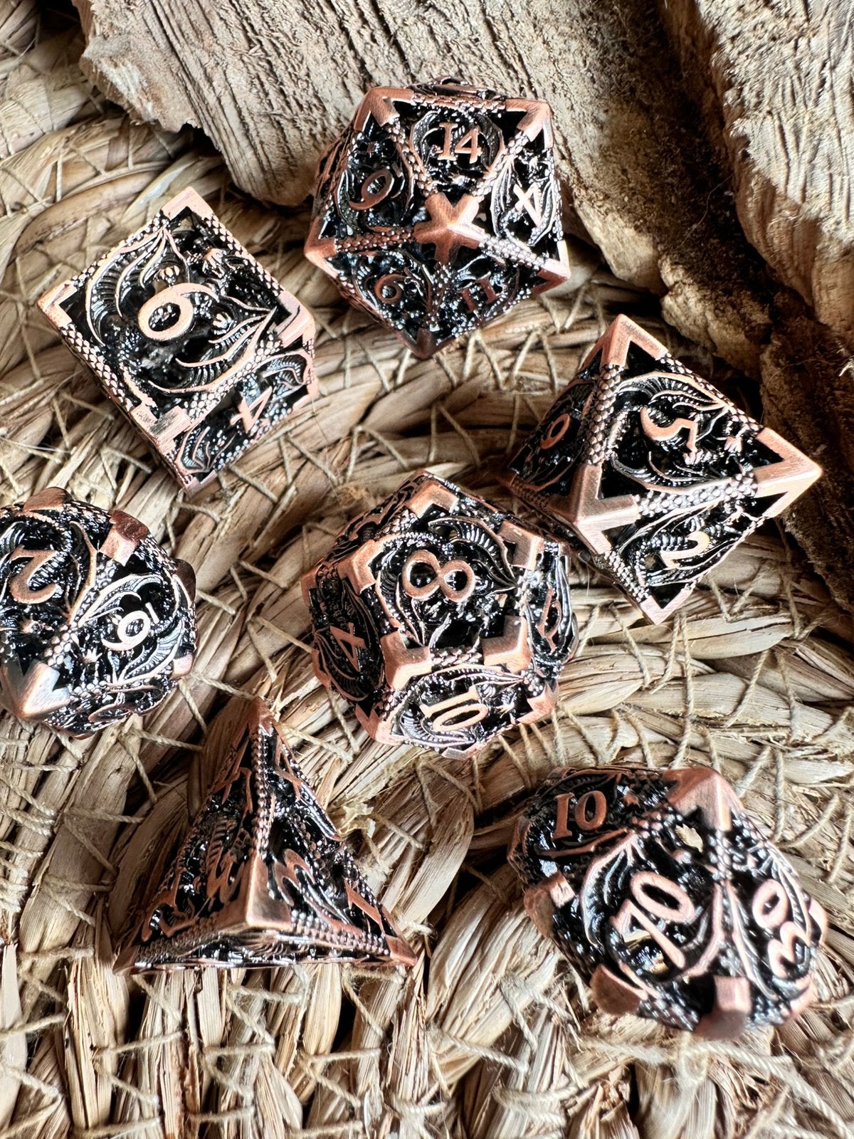 DND dice / Metal gear / draak / RPG / D&D / Fantasy / Nieuw, Ophalen of Verzenden, Nieuw, Overige materialen, Overige merken