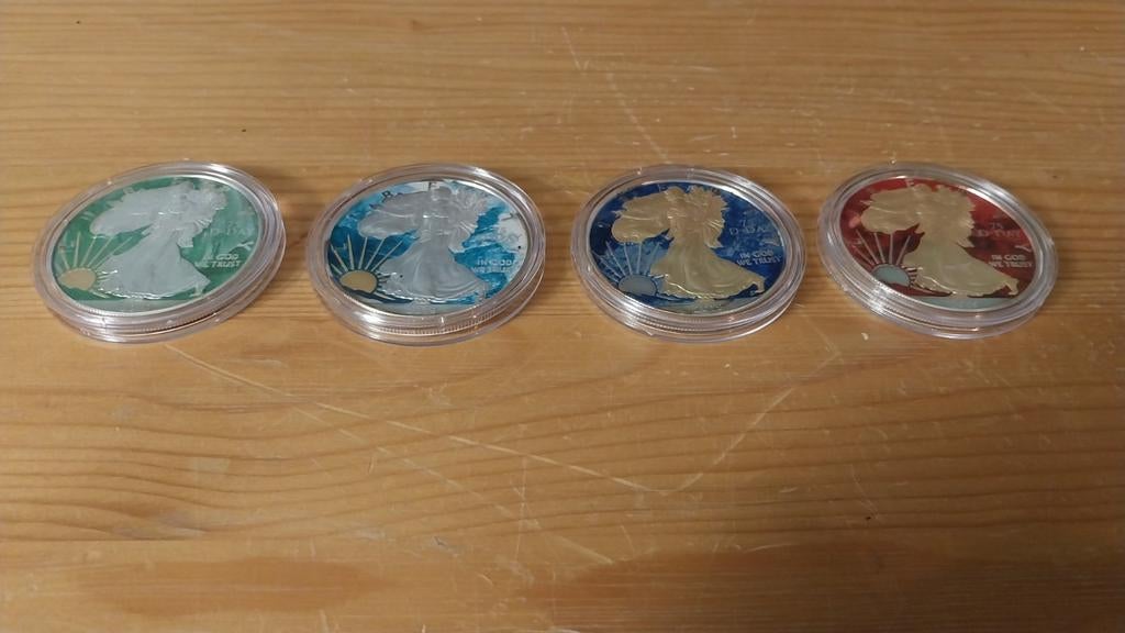 4x 1 OZ american eagle 2019 colored 999 fine silver, Ophalen of Verzenden, Zilver