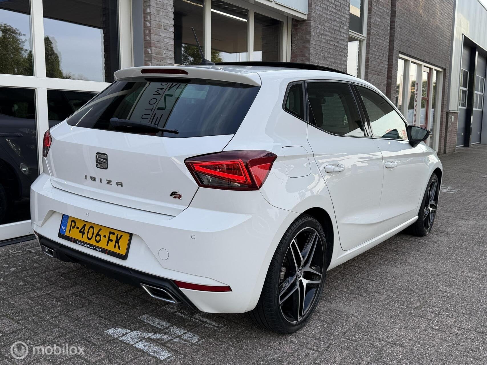 Seat Ibiza 1.0 TSI FR VOL! Pano Beats Audio Cruise, Gebruikt, 116 pk, Bedrijf, Handgeschakeld