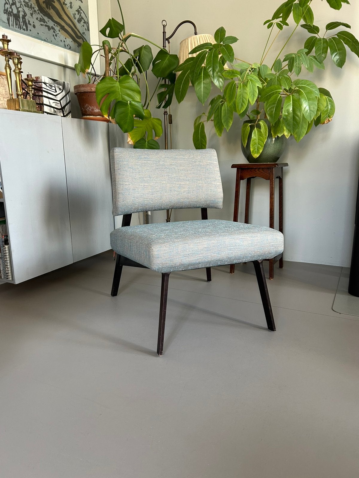 Stijlvolle stoel Vikko van Innovation Living, Ophalen, Blauw, Zo goed als nieuw, Stof